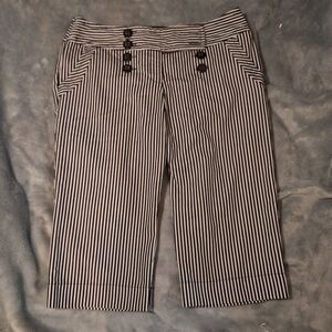 Women 9 Black/White Striped Cropped Pants Capris Sailor STARCITY